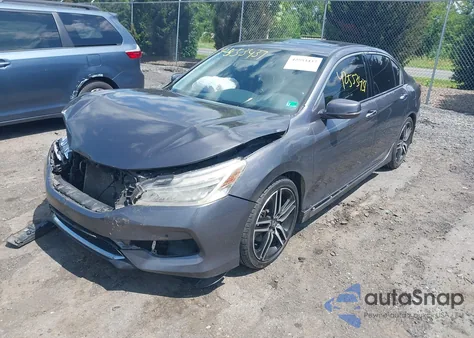 2017 Honda Accord Touring V6 from USA, damaged, VIN 1HGCR3F98HA015928